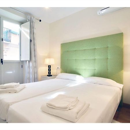 Apartamentos Unisierra Málaga Exteriör bild