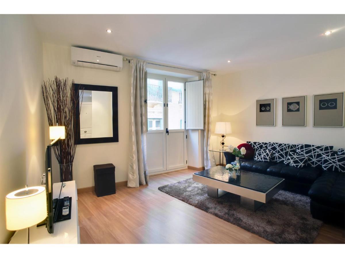 Apartamentos Unisierra Málaga Exteriör bild