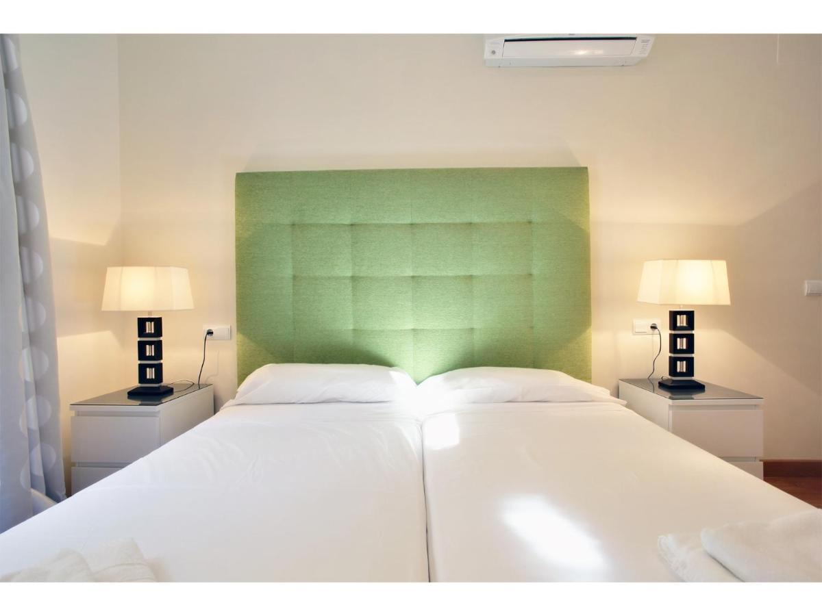 Apartamentos Unisierra Málaga Exteriör bild