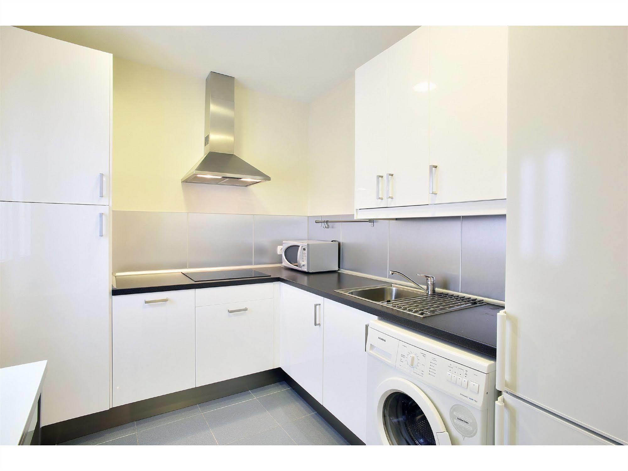 Apartamentos Unisierra Málaga Exteriör bild