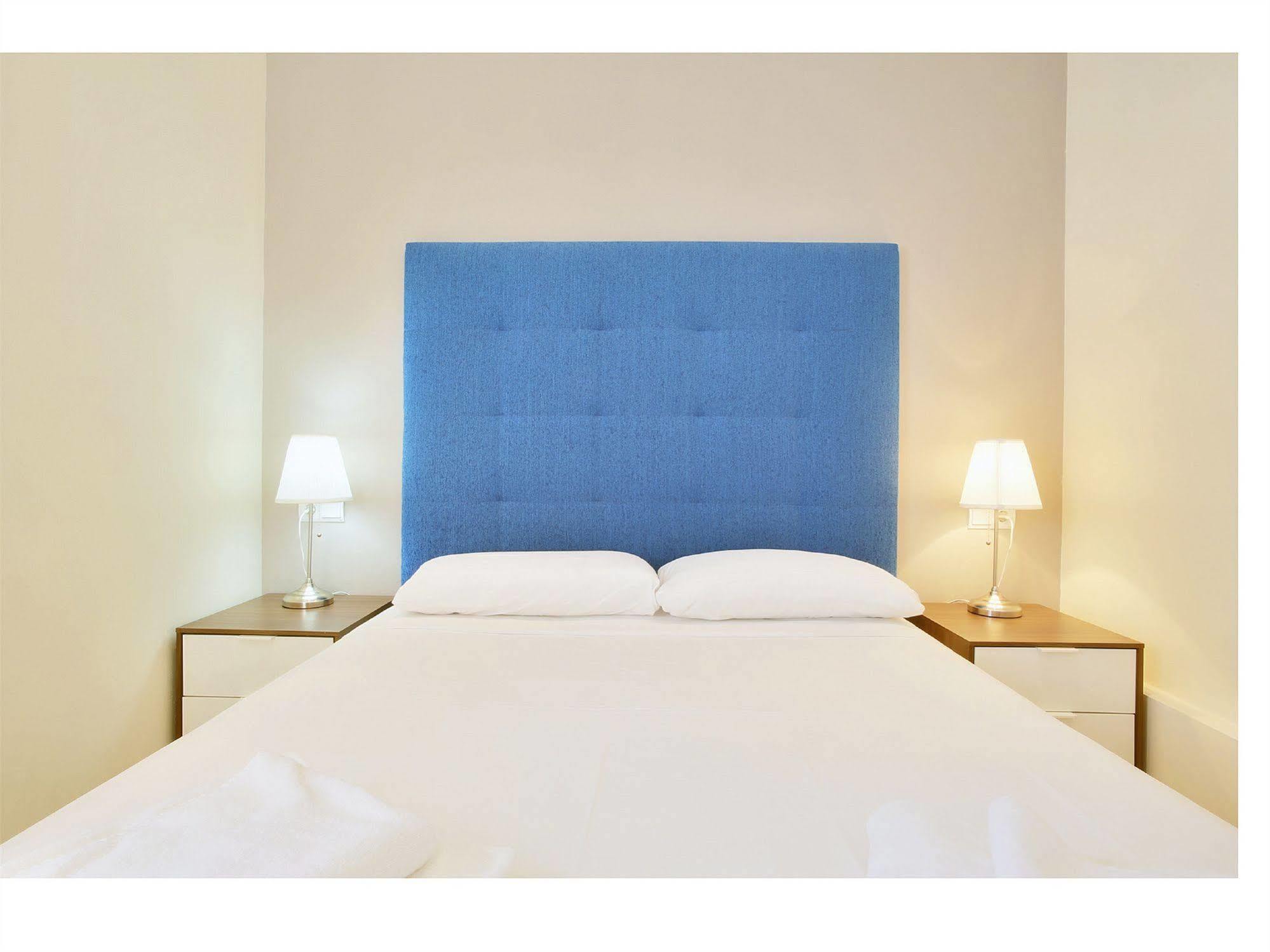 Apartamentos Unisierra Málaga Exteriör bild