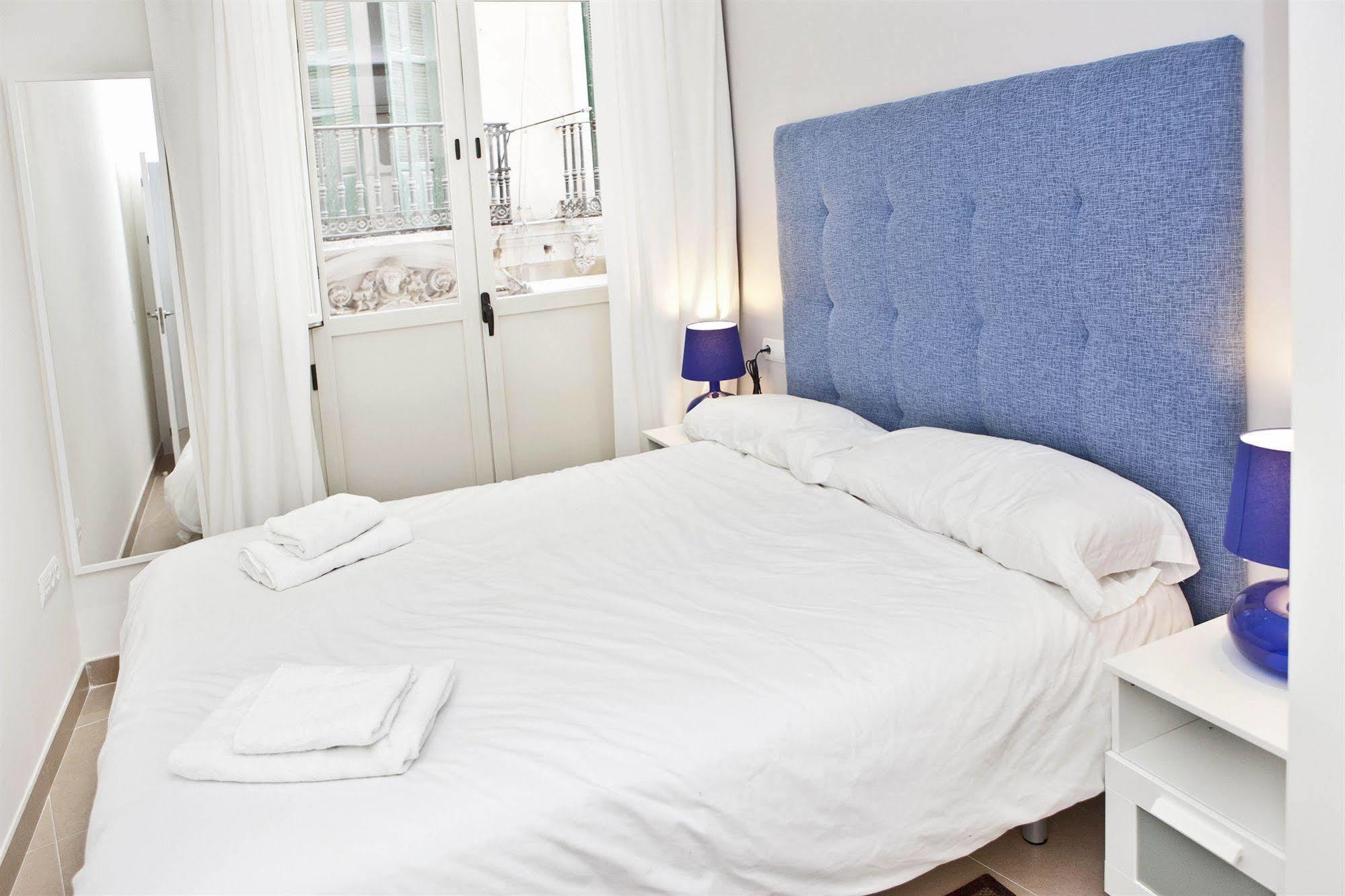 Apartamentos Unisierra Málaga Exteriör bild